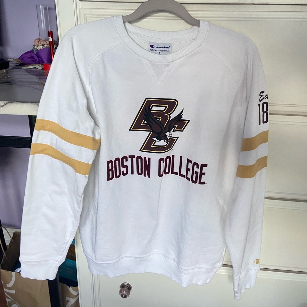 NWOT Champion Boston College pullover sweatshirt